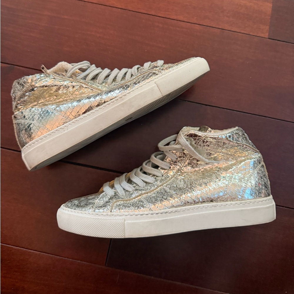 P448 Gold High-Top Sneakers